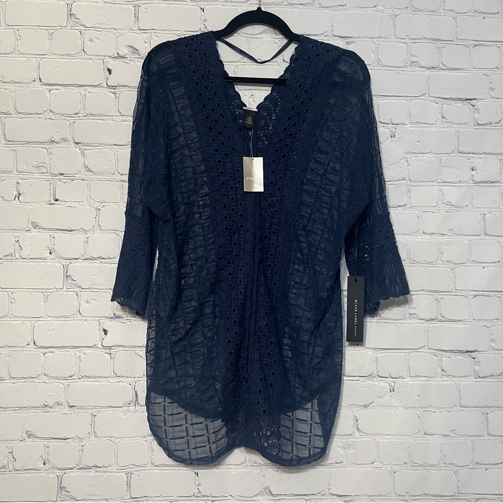 Chicos Black Label Elegant Navy Mesh Crochet Lace Tunic NWT Sz 1 Small V-Neck